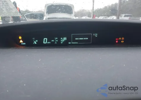 2011 Toyota Prius Two from USA, damaged, VIN JTDKN3DUXB1370460